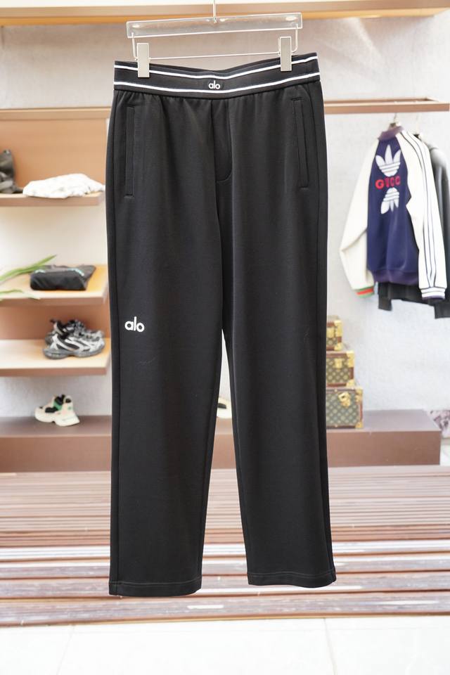 Oupao2025Fw new products are now on sale. High-quality and trendsetting. Selecte
