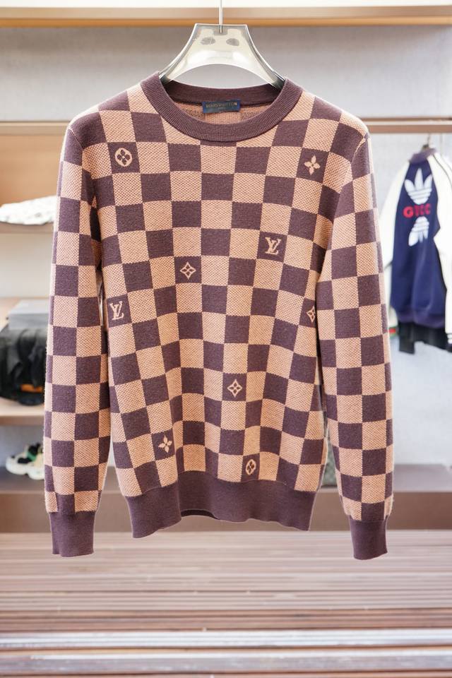 Lv Louis Vuitton 2025, men's high-end lapel combed wool, sourced from a Shanghai