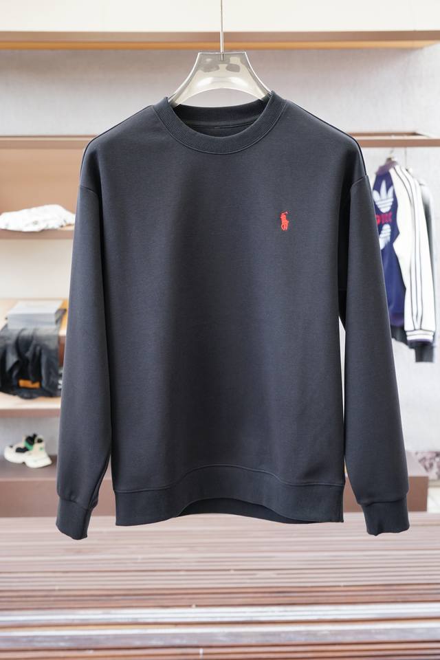 polo 2025 Fall Collection . This sweatshirt, knitted from a simple cotton, feat