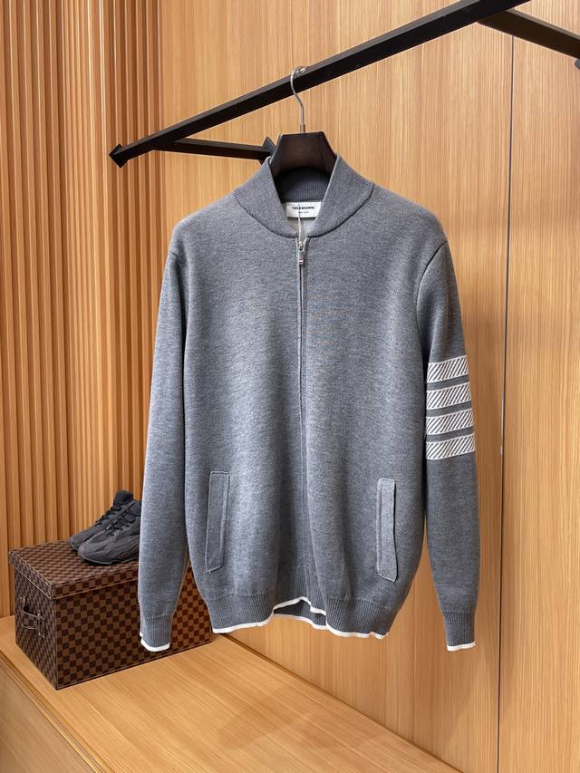 Tb 2025 autumn and winter new zipper sweater, classic wool coat design, counter