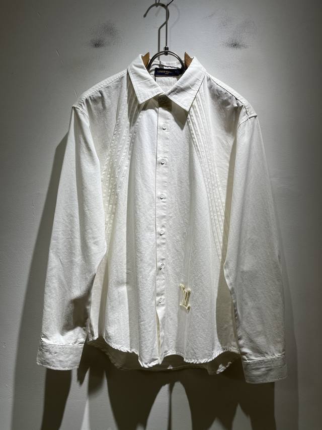 Louis Vuit*On's new Autumn/Winter 2025 affordable luxury unisex shirts are the L