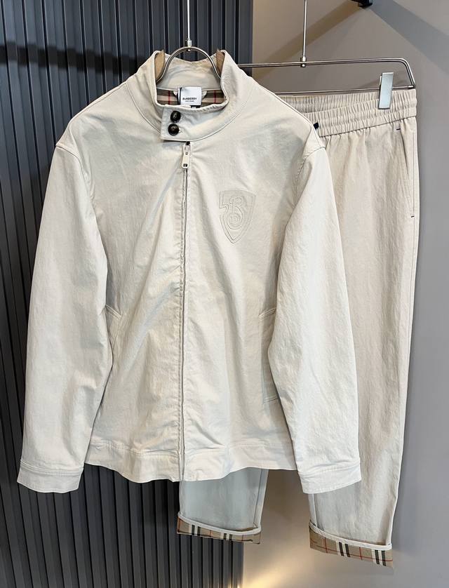 Bur*Erry's new men's casual suits for Fall/Winter 2025 feature the brand's lates
