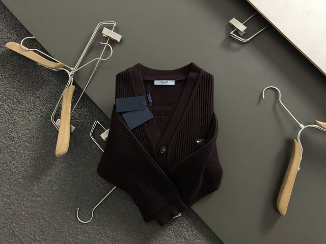 prad*Loose fit M-Xxxl 2025 autumn and winter trendy brand knitted cardigan jacke