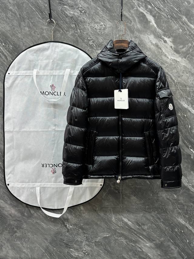 A high-end, evergreen style. 2025 Fall/Winter new Mon*Ler Maya men's and women's