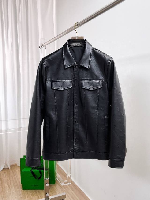 Lv Same style as the official website, now on sale! 2025Ss new fall men's leathe