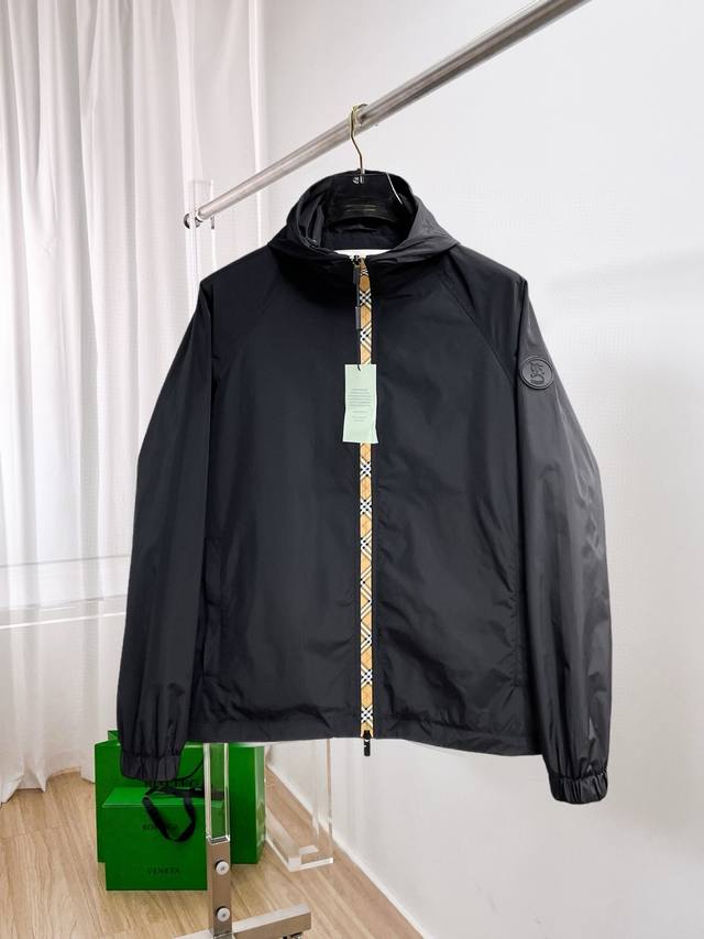 Burberry 2025 autumn new casual jacket, the latest fashion casual jacket, fashio