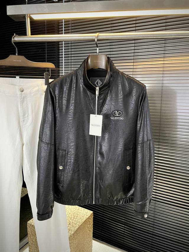 p Vltn- Valentino Highly Recommended! 2025 Fall/Winter New Products Available on