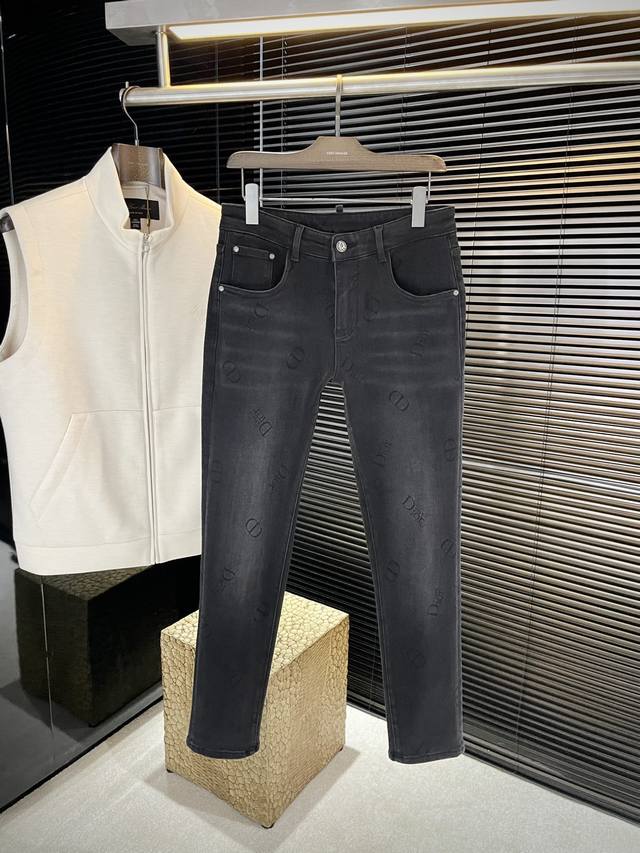 Dio - Dior's new autumn/winter 2025 jeans are made of imported Italian high-end