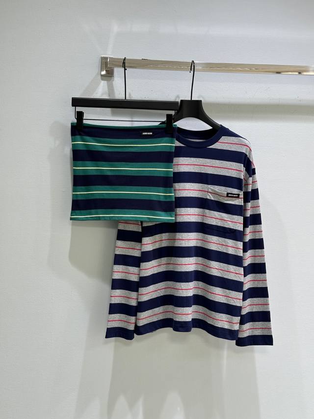 25Ss New Summer Style! This striped, contrasting logo tube top combines a simple