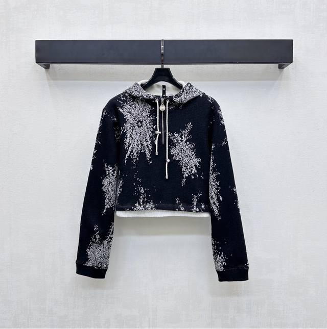 Chane*2025 new arrivals. Custom-made hooded printed sweatshirt made of YB virgin