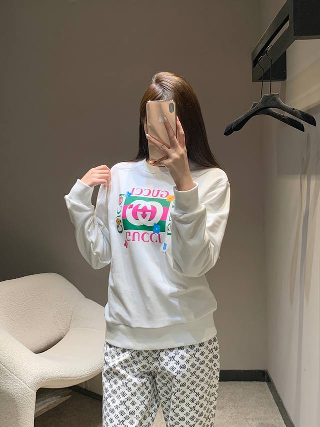 Gucc* 25Fw's new early fall floral and square print crewneck sweatshirt | Exclus