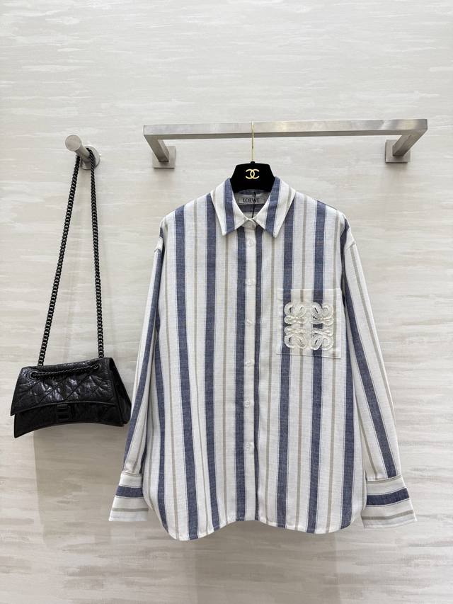 Loew2's new early autumn custom-woven striped loose shirt. Imported custom-woven
