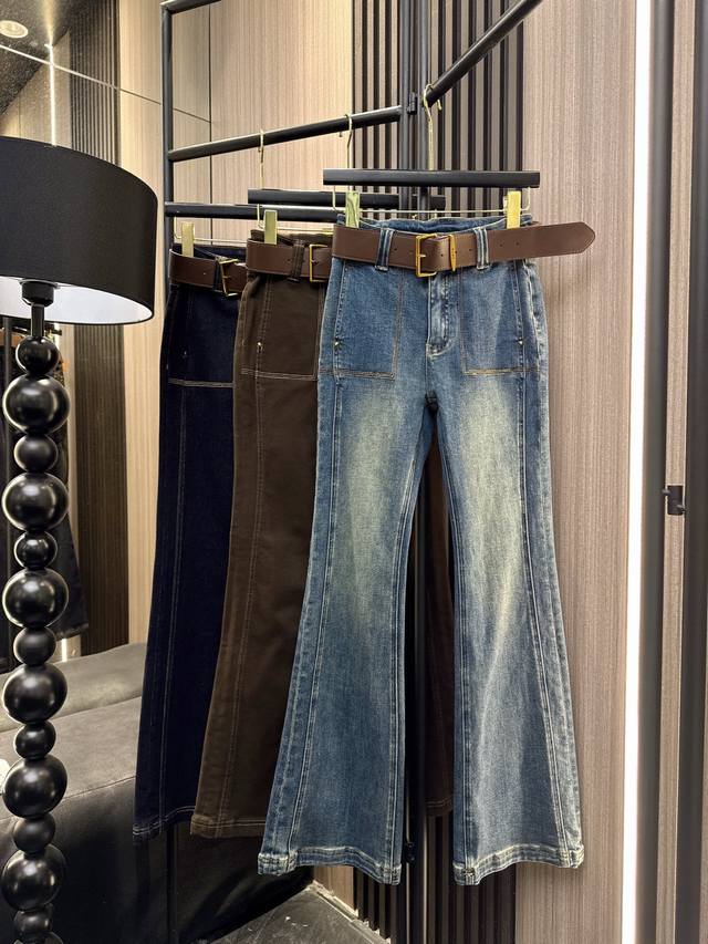 Miumiu 2025 Autumn/Winter new style flared jeans with square pockets and belt de