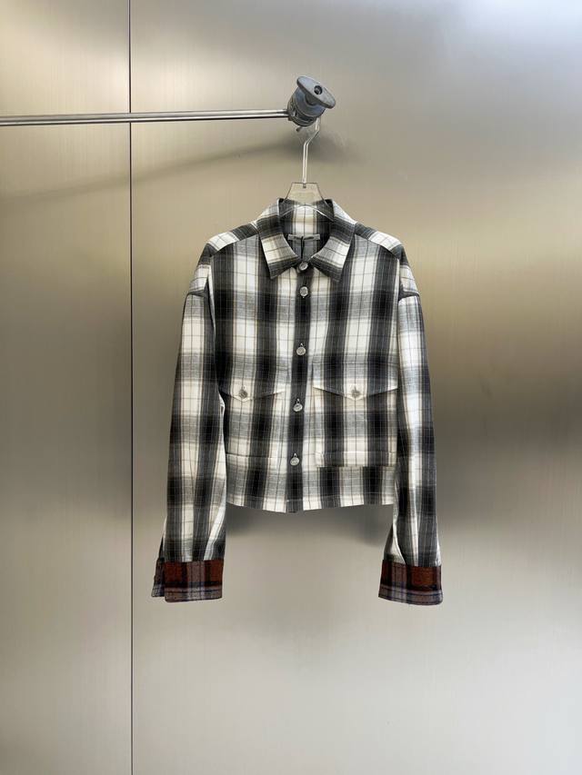 New release 2025 autumn and winter new contrast plaid short long-sleeved shirt,