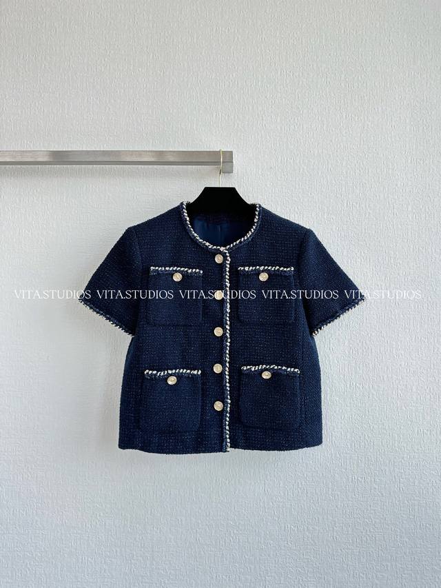 Hot item, limited stock now! short-sleeved, tied-edge tweed jacket. The texture