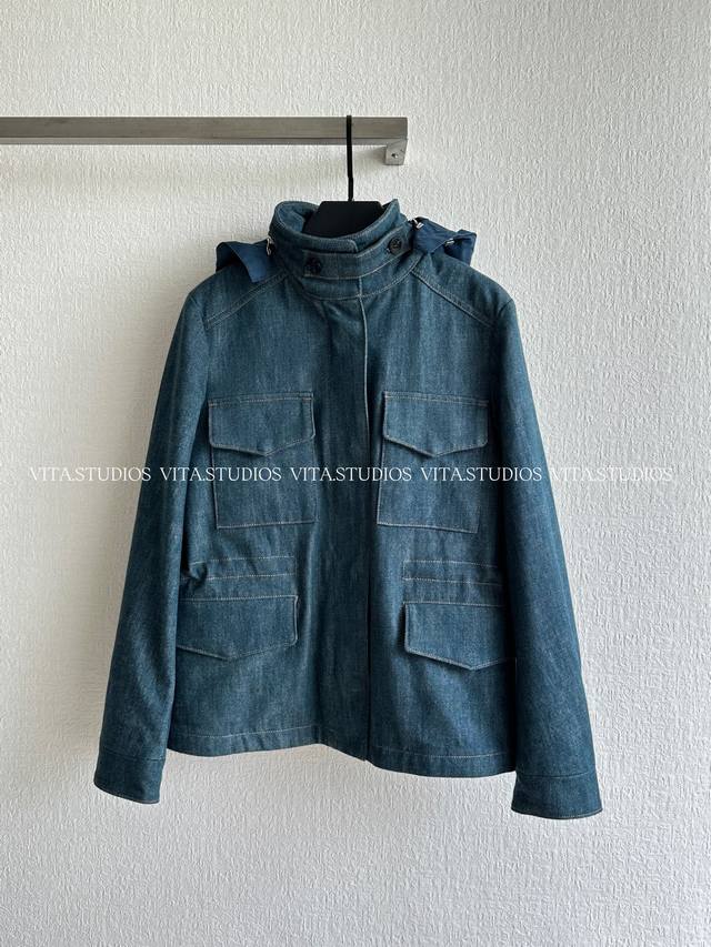 Hot-selling item in stock: hooded denim jacket. Made with 100% Okayama denim cot