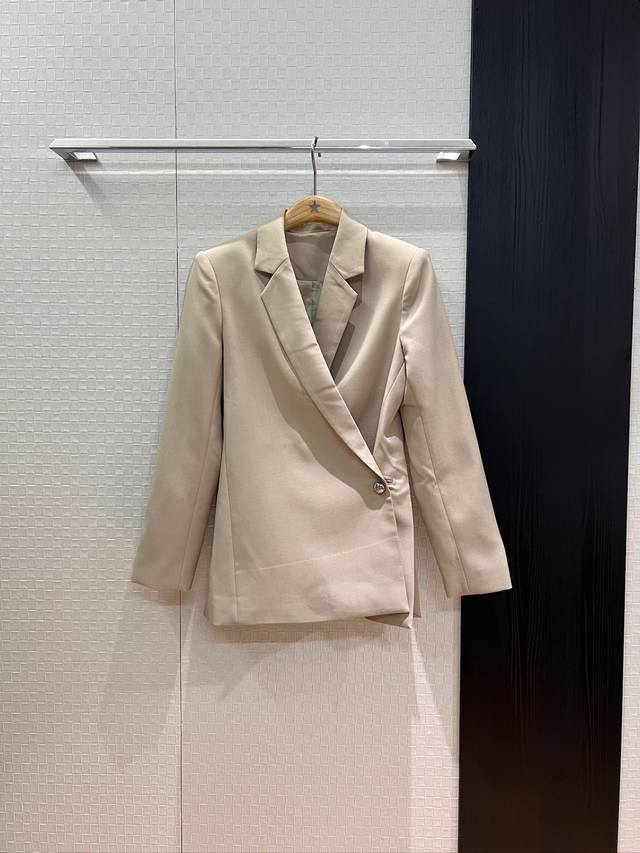 New Style Recommendations: Gao Minshi's celebrity-same single-button suit jacke
