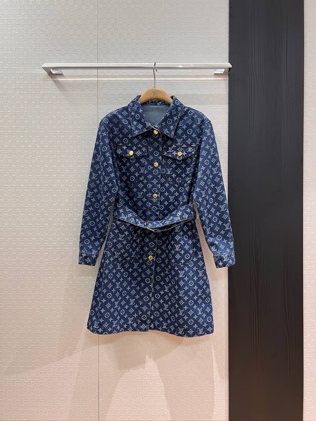 New style old flower lapel long-sleeved denim dress with chest pocket decoratio