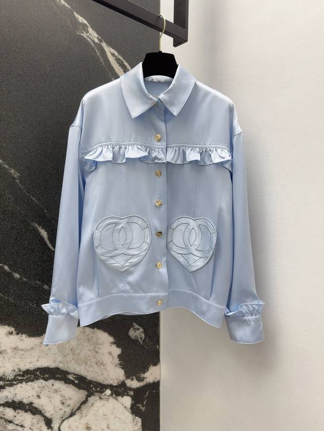 C's 25Ss early autumn new arrival: a silk jacket with a lapel and wood ear lace