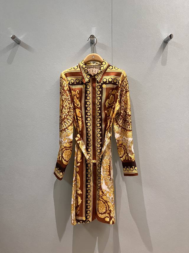 New Versace Baroque style new color positioning printed silk twill silk dress h