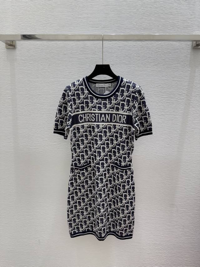 D's new summer monogram round neck knitted dress Color: Royal Blue Size: 36.38.4