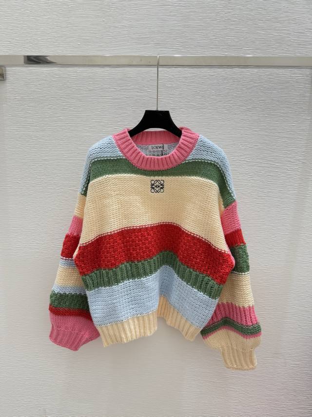 Lo's early autumn new contrast striped round neck knitted long sleeve Color: Pin