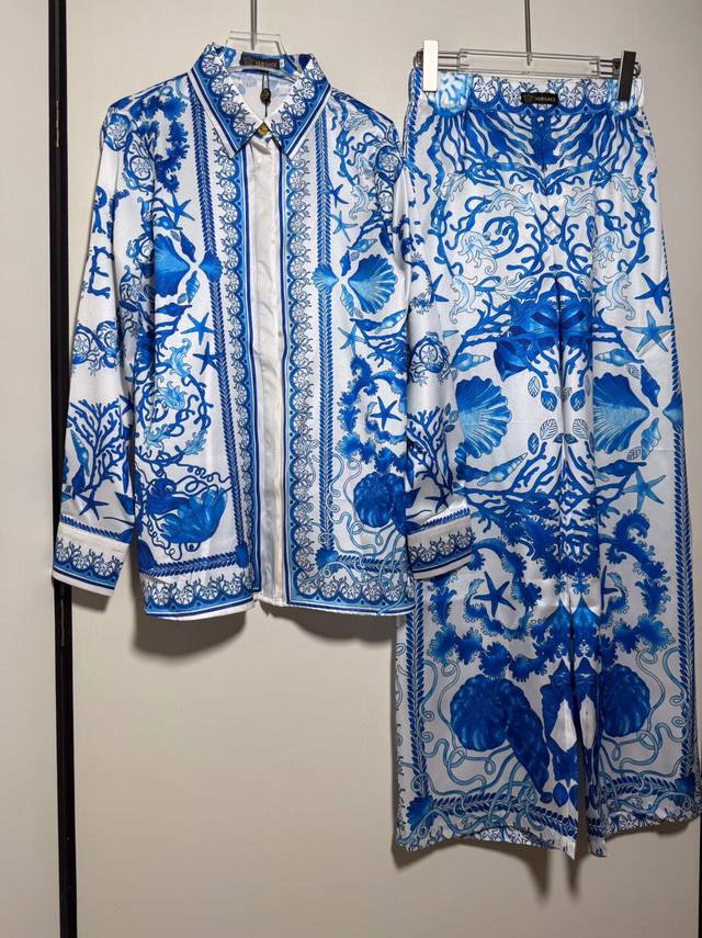 Suit Versace Versace women's new blue starfish Baroque ocean world shell starfis