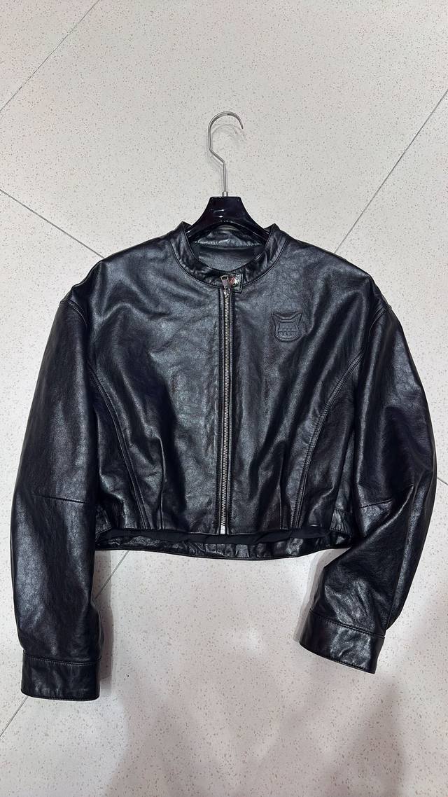 Sheepskin short coat, very soft, handsome and stylish, size SML Xl