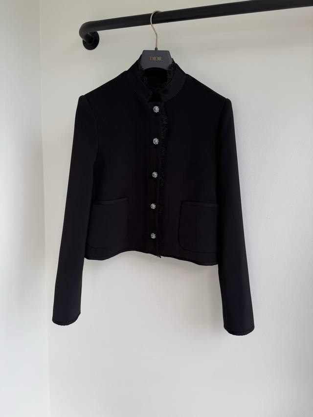 Dio25's new blended jacket for fall features a custom fabric stand-up collar, fi