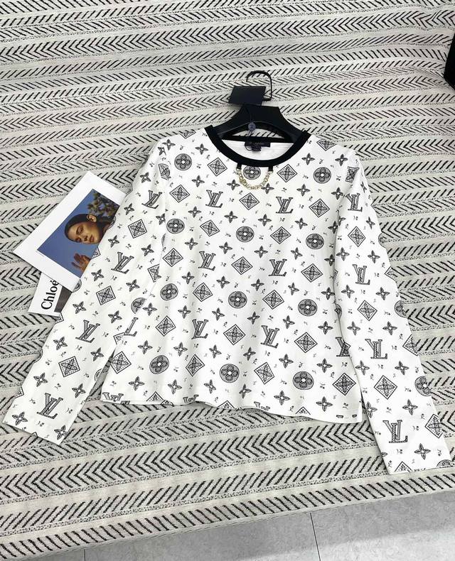 25Ss New autumn and winter L*V Donkey chain four-leaf clover monogram print lett