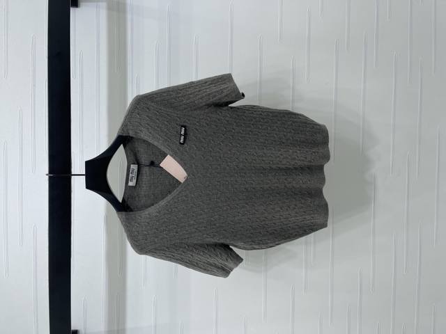 New, original, high-quality, Miumi* 2025 Early Fall collection! Sweetheart-neck