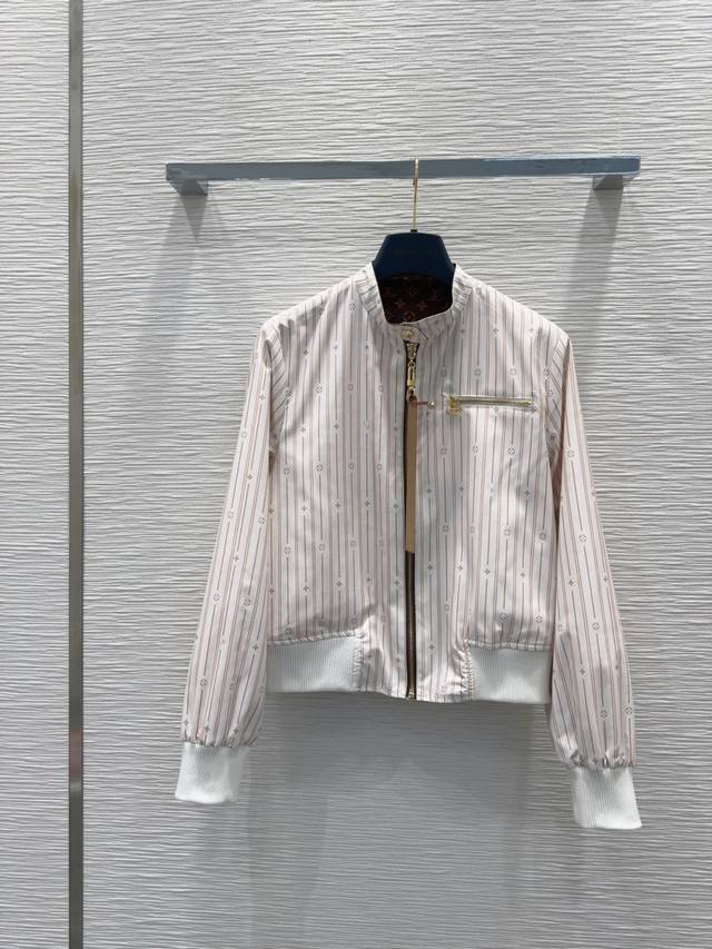 Louis Vuitt*On 2025Fw new reversible jacket suits are selling like hotcakes righ