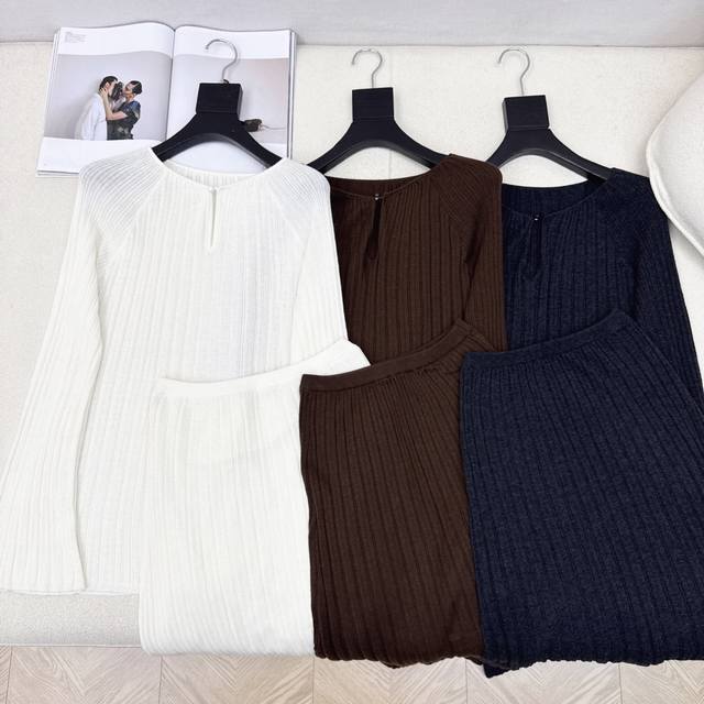 Lp30Ss The latest fall/winter lazy-style wool suit. A flared-sleeve sweater with