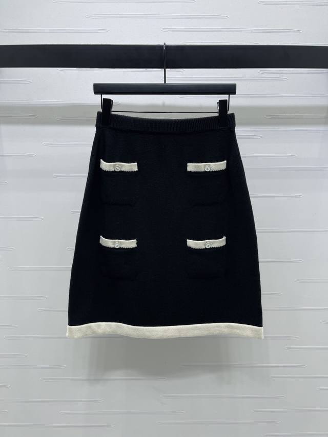 New, original, high-quality Chane* 2025 Early Fall collection! Knitted skirt! W