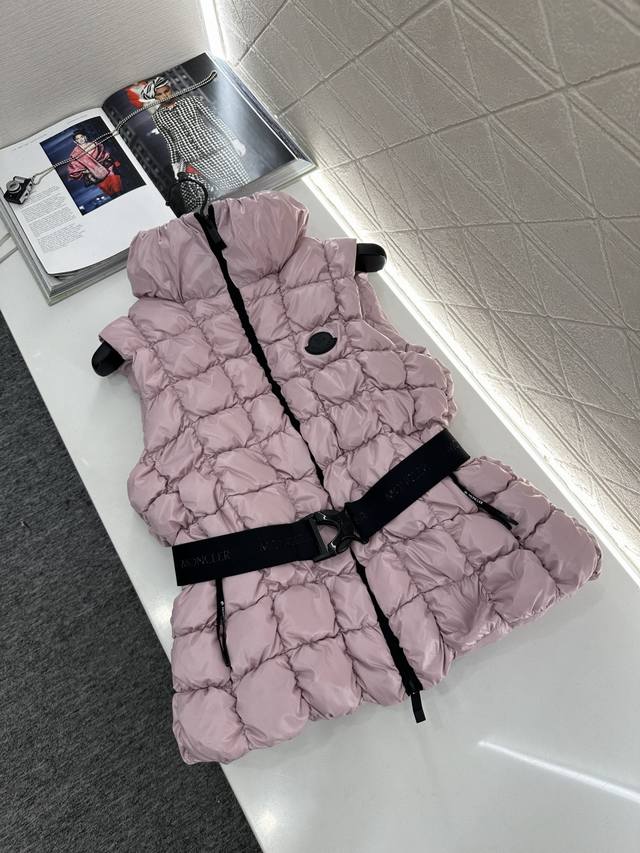 Moncle*2025 New Arrivals: Stand-Up Collar and Belt Down Vest. Custom Yb windproo