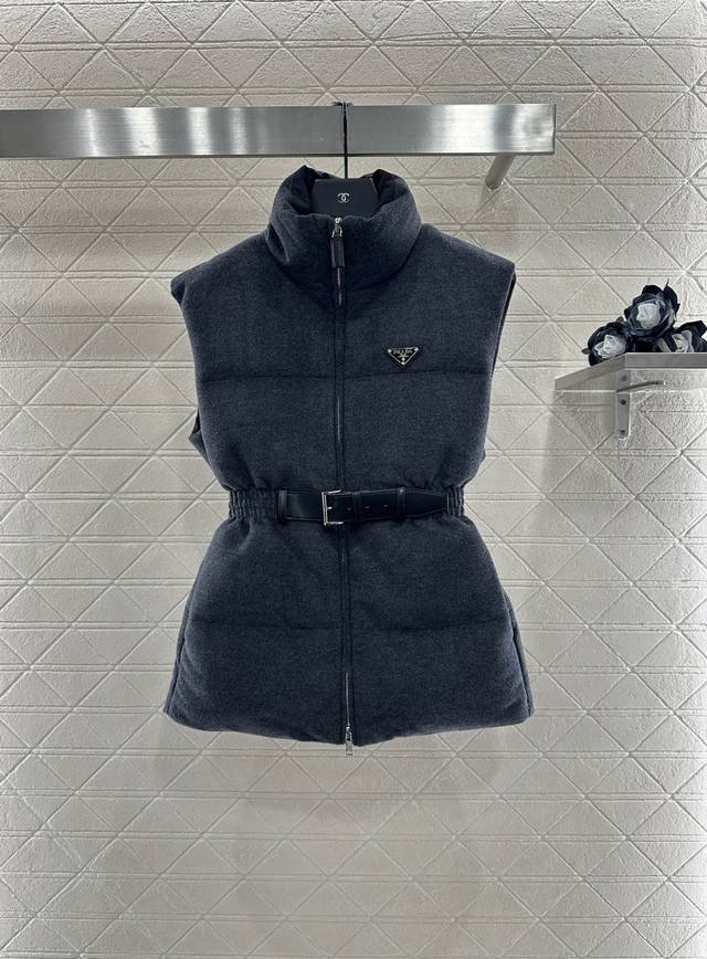 prad*2025 New Arrivals: Stand-Up Collar and Belt Down Vest. Custom Yb all-wool m