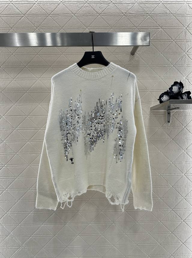 Dio* New arrival for 2025: ripped sequined crew neck sweater. Made from custom Y