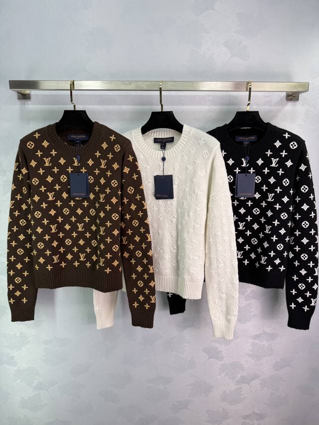 Lou*'s new embroidered jacquard pullover sweater for early fall 2025! Custom-mad