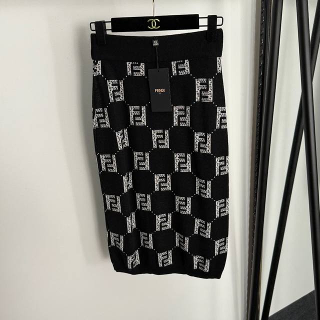 Style No. 20255367 Fend*'s new contrasting F letter knit skirt, available in bl