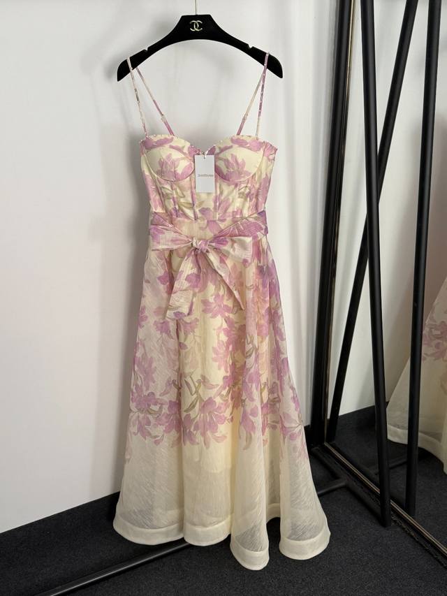 Style No. 20255361 Zimmermann's new beaded, elegant trumpet flower print, lace-