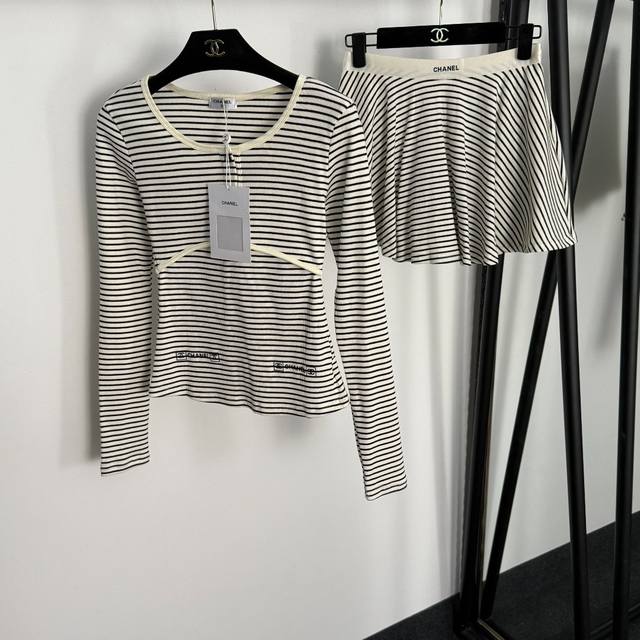 Style No. 20255347 Chane* newest set, Chanel logo letter print slim long-sleeve