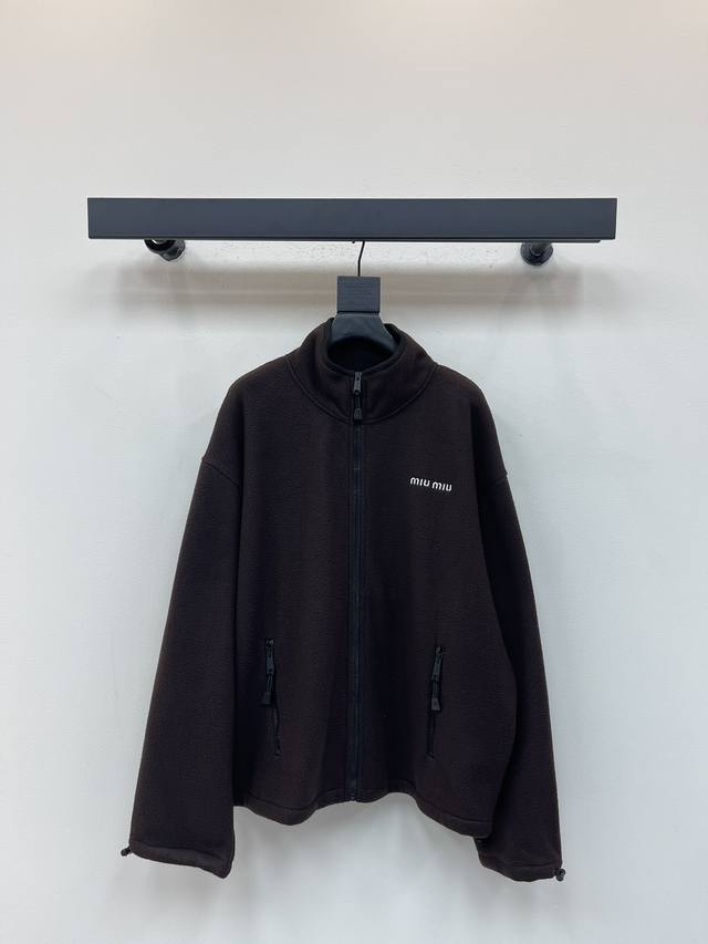 Miumi*25's new polar fleece zipper jacket for early fall. This fleece jacket fea