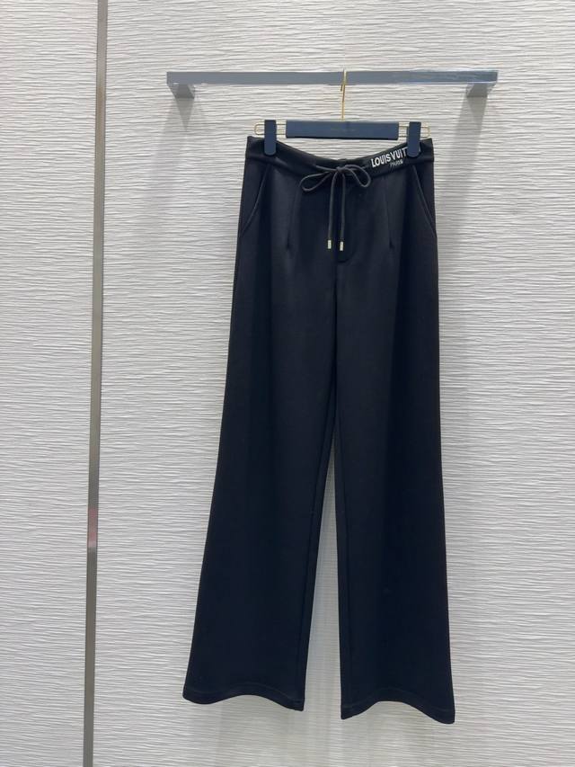 Louis Vuitto* 2025Fw new trousers are perfect for any body type! They're a versa