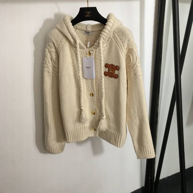 Style No. 7049 Celin* new chest logo leather label single-breasted gold button