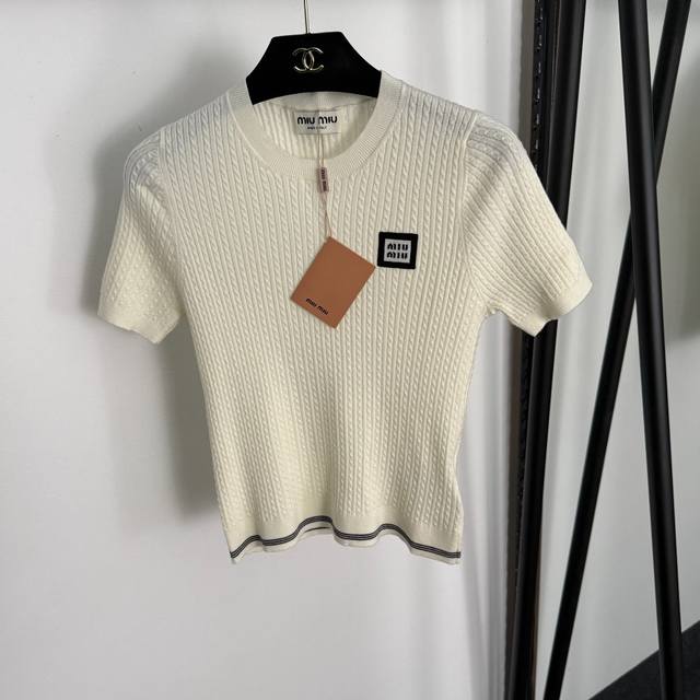 Style No. 20255303 Miumi* new logo lettering slim fit short-sleeved knit top, o