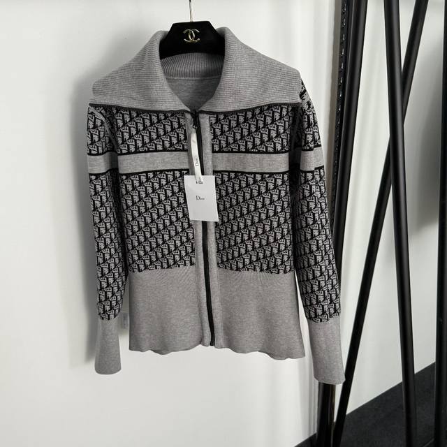 Style No. 20255299 Dio* new monogram logo double-sided lapel long-sleeved knitt