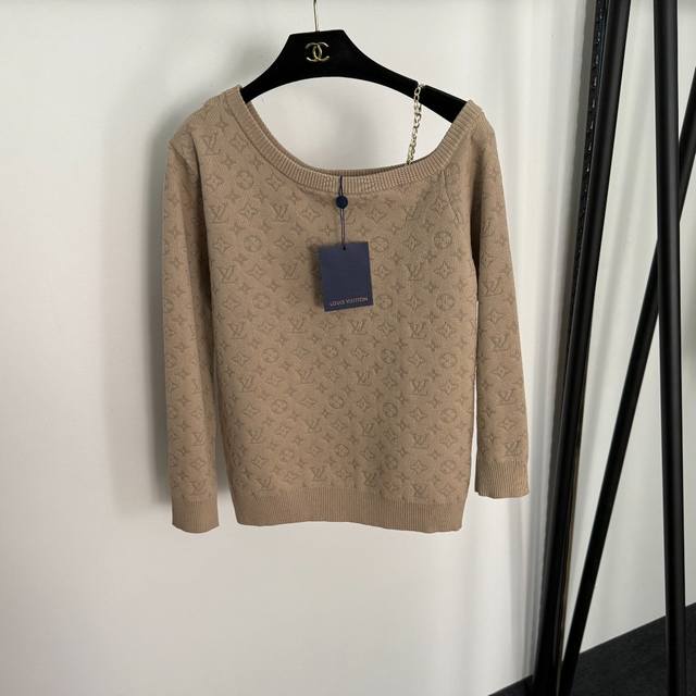 Style No. 20255295 Lv* New monogram logo jacquard off-shoulder camisole sweater