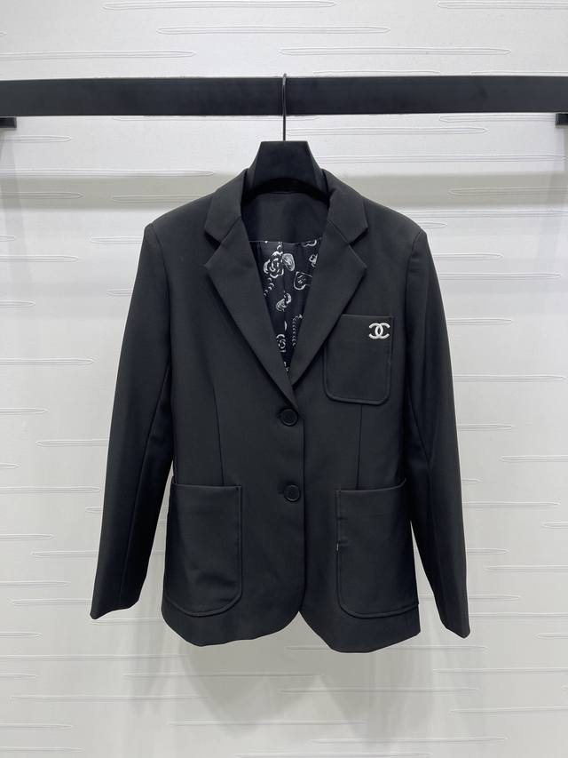 New, original, high-quality Chane* 2025 Early Fall collection! Embroidered logo