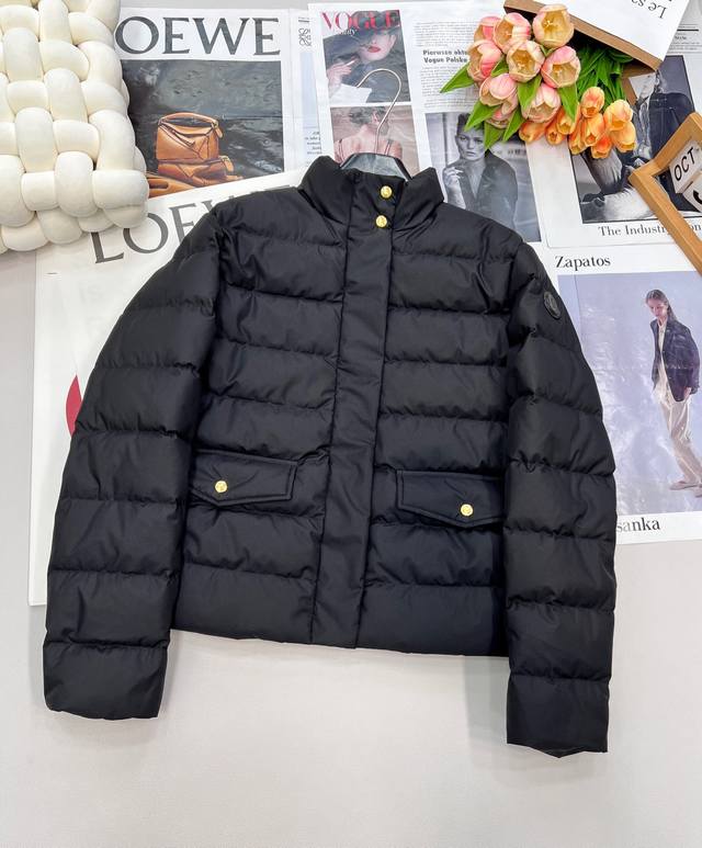 Moncler's new 2025 stand-up lapel down jacket is custom-made from Yb imported wi