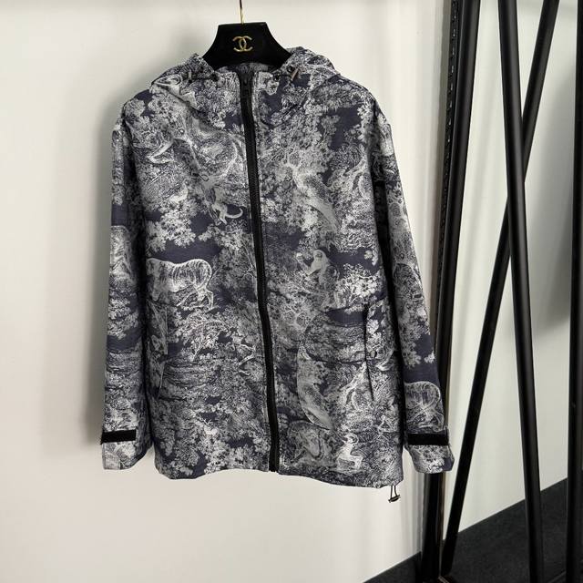 Style No. 20255281 Dio* new animal forest print long-sleeved hooded windbreaker